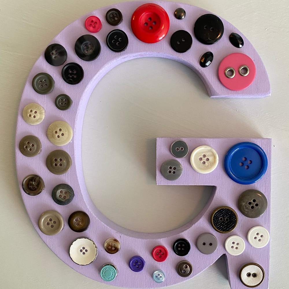 Handmade Button G - Picture 2 of 6